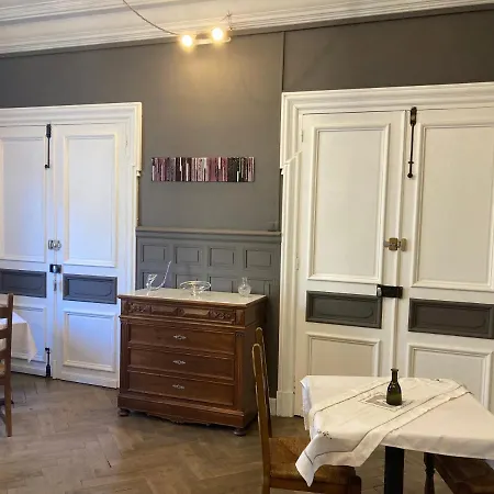 La Celine Bed & Breakfast